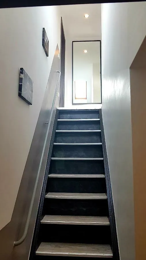 Zwei Schicke Apartments Mit Parkplatz Кёльн Германия