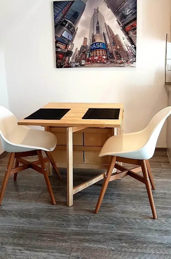 Zwei Schicke Apartments Mit Parkplatz Кёльн 0*,